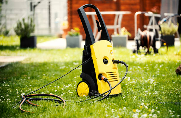Best Pool Deck Cleaning  in Folsom, CA
